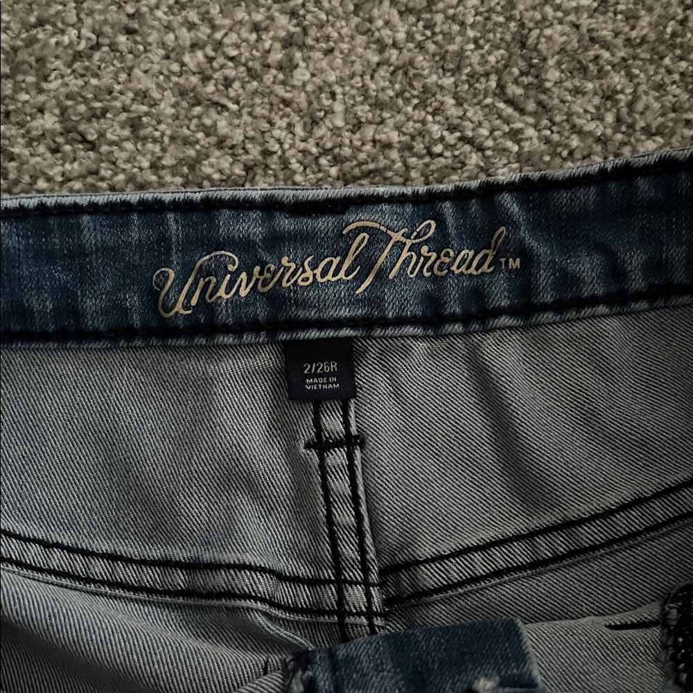 Universal Thread Denim Jeans - Picture 3 of 4